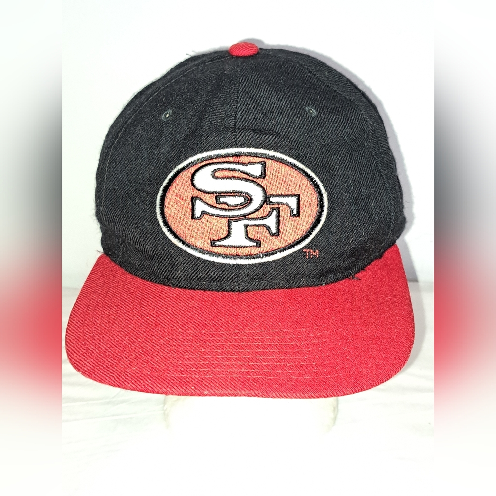 Vintage Starter San Francisco NFL snapback / Taylor swift Halloween/ fan pack